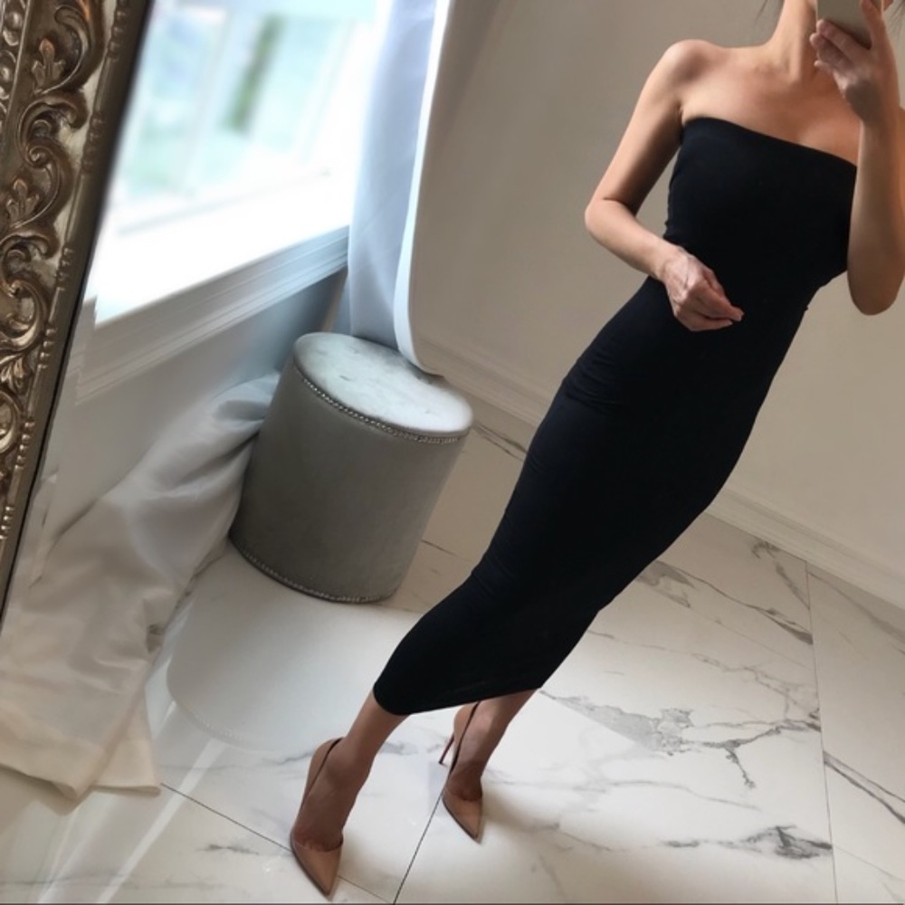 Classic Luxe Strapless Black Dress - S